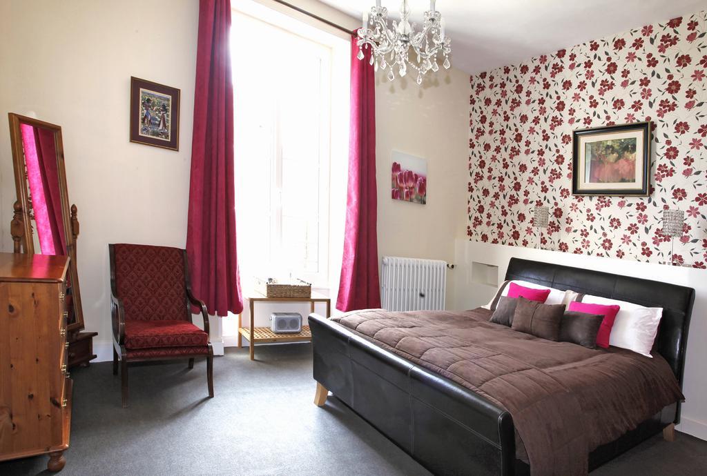 Saint-Bomer-les-Forges Le Presbytere Bed & Breakfast エクステリア 写真